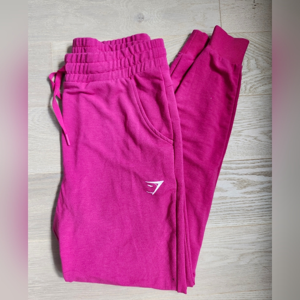 Gymshark Woman's Sweatpants Joggers  Size Small